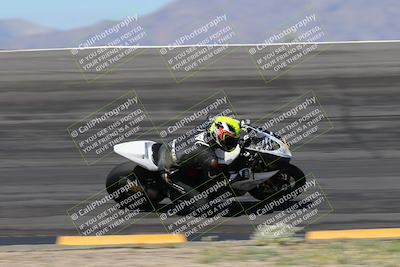 media/Apr-05-2024-Apex Assassins-CVMA Friday Practice (Fri) [[ee2ef04f2b]]/3-Racer 2/Session 3 (Bowl Speed Pans)/